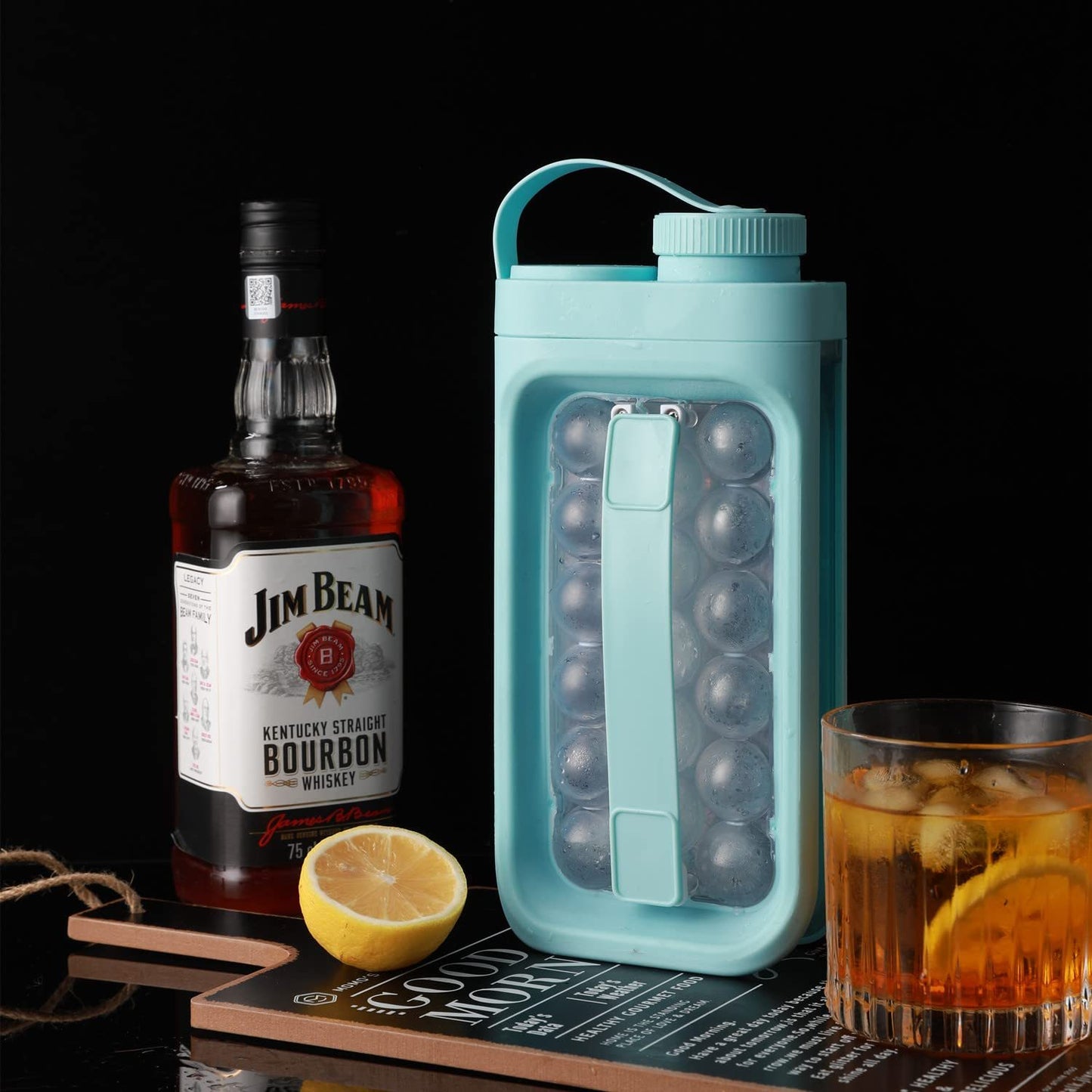 2-in-1 Eiswürfelform & Wasserflasche – Frische Eiswürfel. Überall. Jederzeit. ❄️