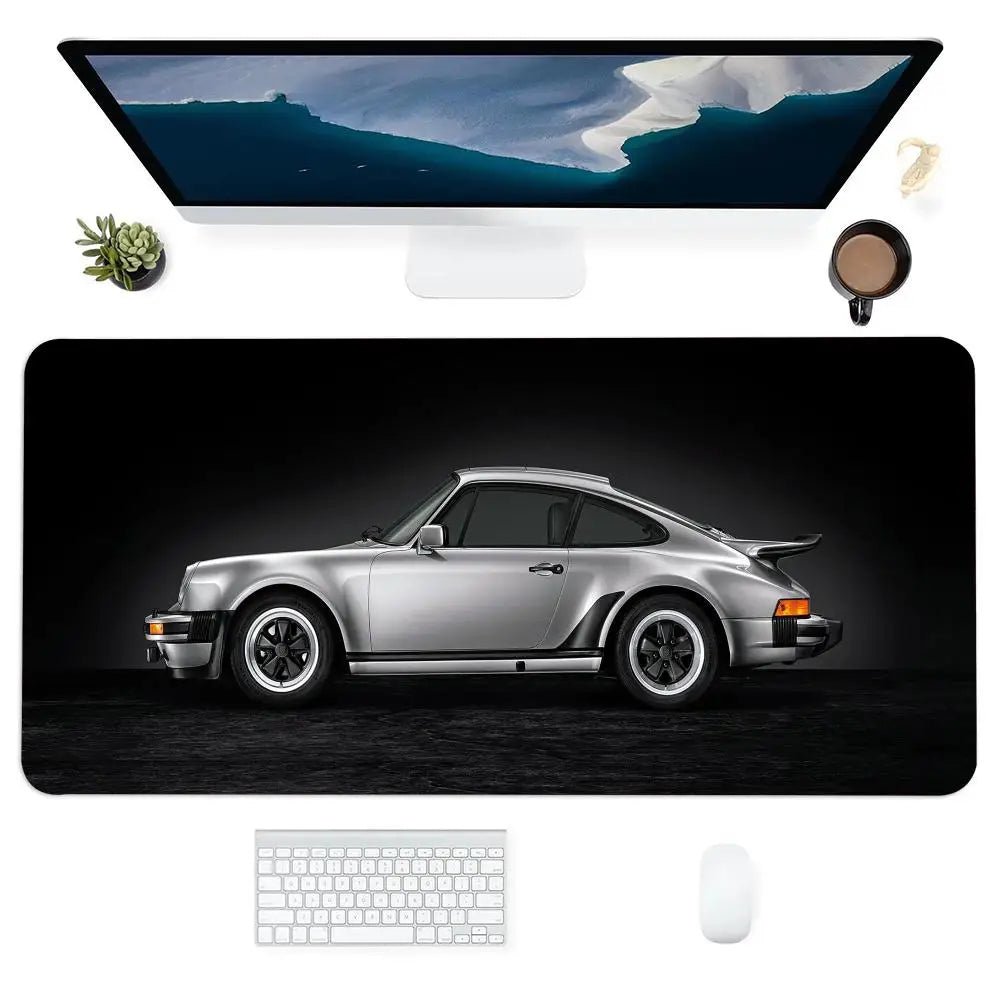 Großes Gaming-Mauspad im Sportwagen-Design – Motiv Porsche 911, rutschfest & stylisch für PC, Laptop & Gaming-Setup