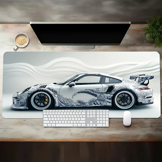 Großes weißes Gaming-Mauspad im Sportwagen-Design – rutschfest, langlebig & stylisch für Gamer und Büro