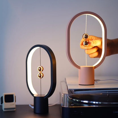 Magnetische Tischleuchte aus Holz - Moderne Eleganz für Ihr Zuhause